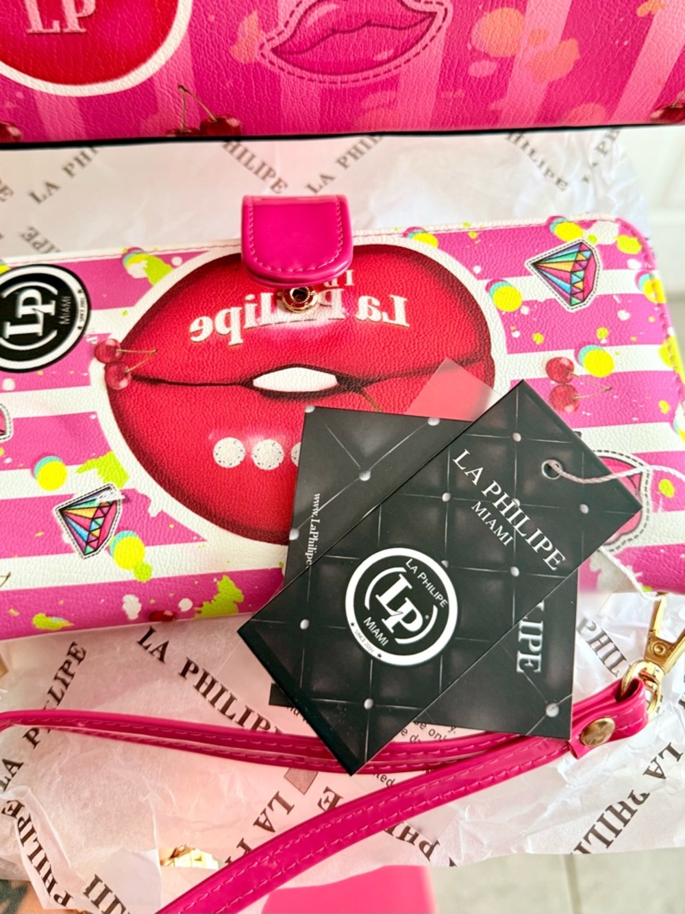 La Philipe Juicy Lips Pink Wallet